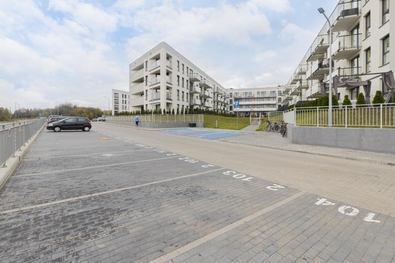 Gdynia Nasypowa Apartments With Parking By Noclegi Renters Luaran gambar