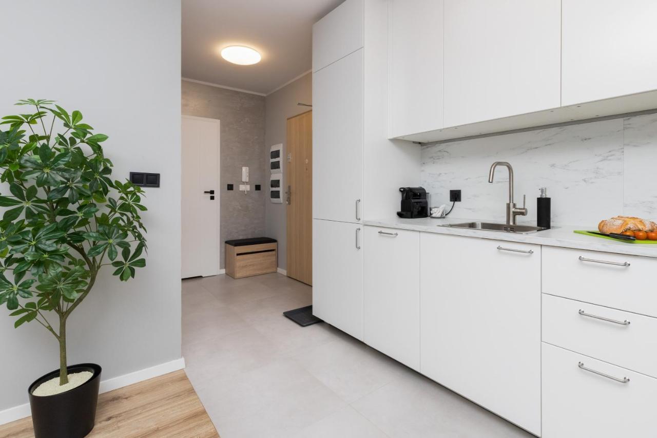 Gdynia Nasypowa Apartments With Parking By Noclegi Renters Luaran gambar
