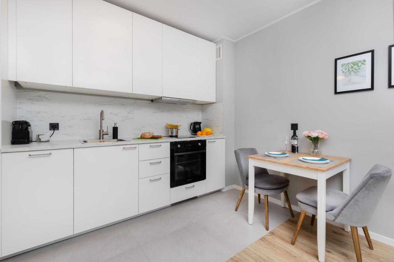 Gdynia Nasypowa Apartments With Parking By Noclegi Renters Luaran gambar