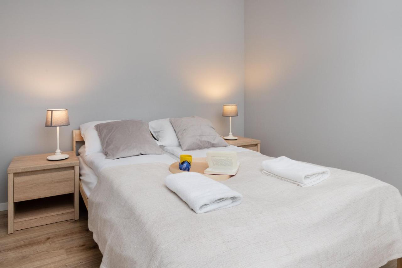 Gdynia Nasypowa Apartments With Parking By Noclegi Renters Luaran gambar