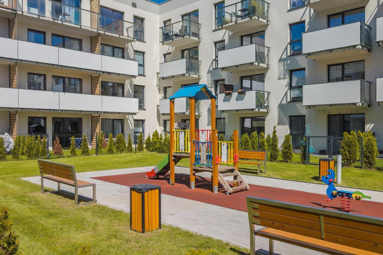 Gdynia Nasypowa Apartments With Parking By Noclegi Renters Luaran gambar